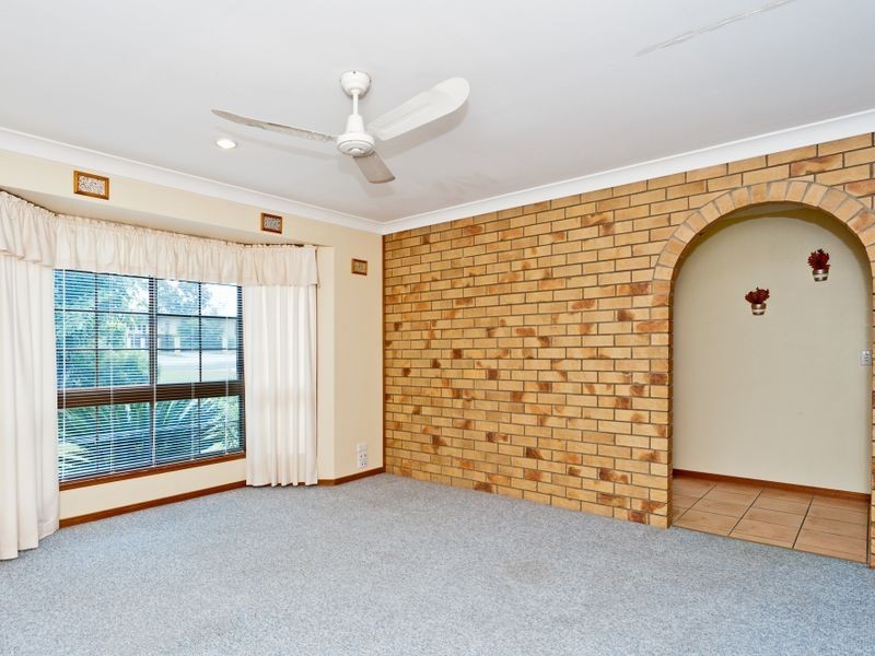 11 Scotts Road, Ripley QLD 4306