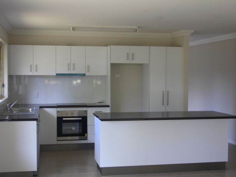 7 Darcy Lane, One Mile QLD 4305