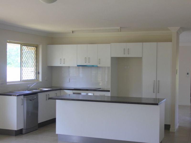 7 Darcy Lane, One Mile QLD 4305