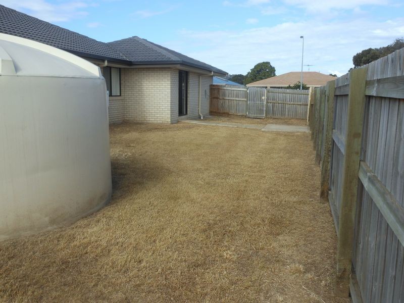 10 Varley Street, Lowood QLD 4311
