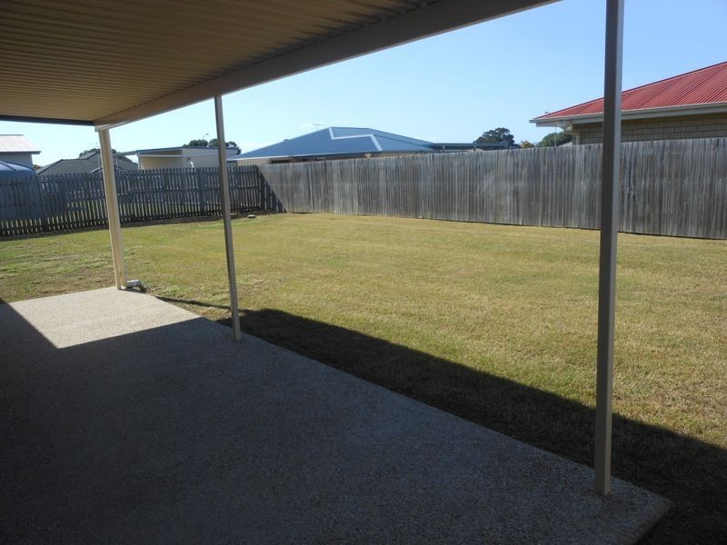 10 Varley Street, Lowood QLD 4311
