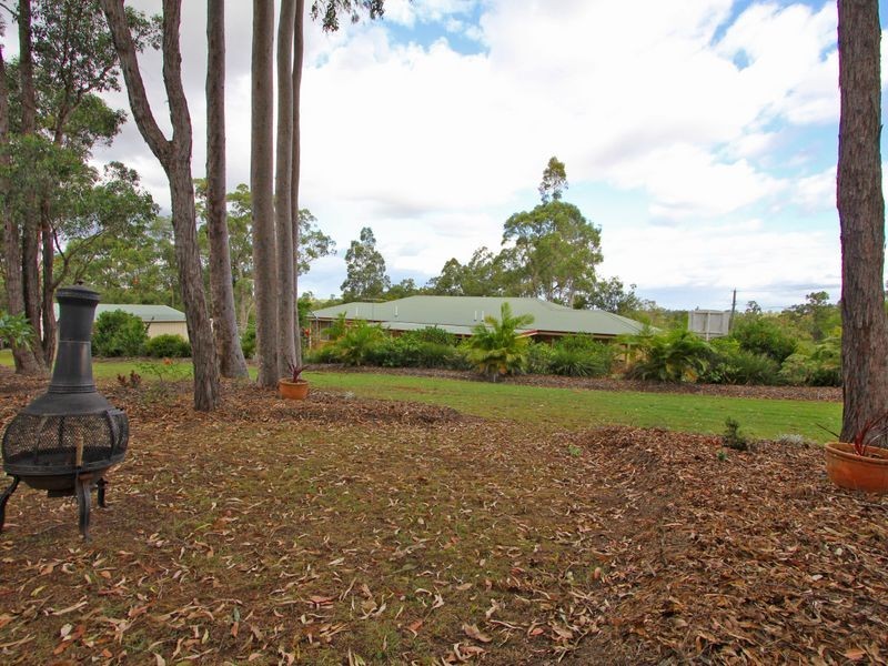 21 Glenross Drive, Pine Mountain QLD 4306
