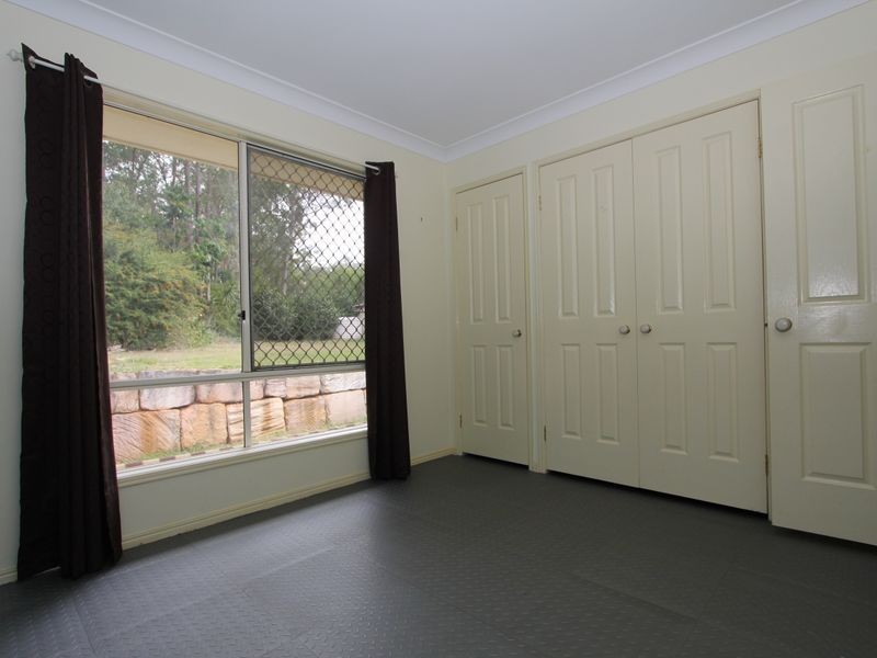 46 Glenross Drive, Pine Mountain QLD 4306