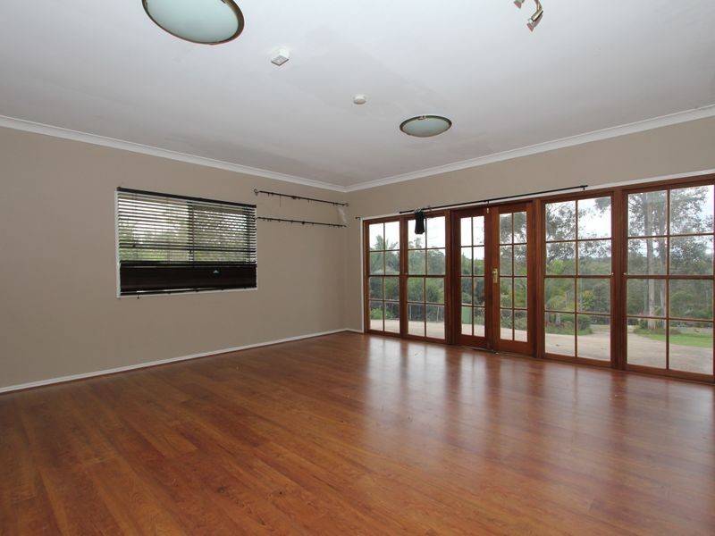 46 Glenross Drive, Pine Mountain QLD 4306