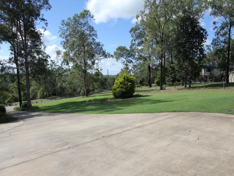 46 Glenross Drive, Pine Mountain QLD 4306