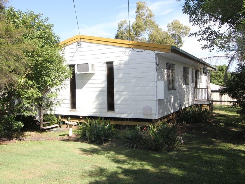 30 Wade Street, Bundamba QLD 4304