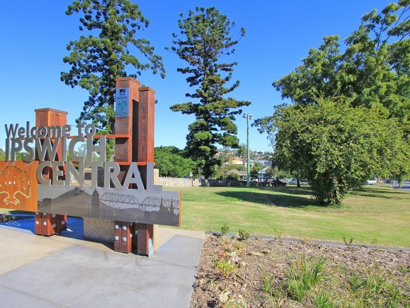 43A River Road, Dinmore QLD 4303