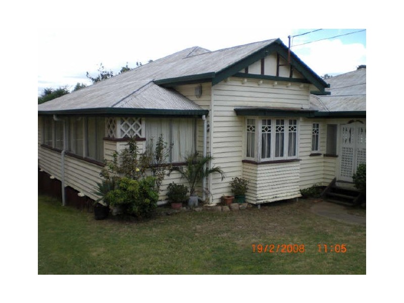 2 Murphy Street, Ipswich QLD 4305