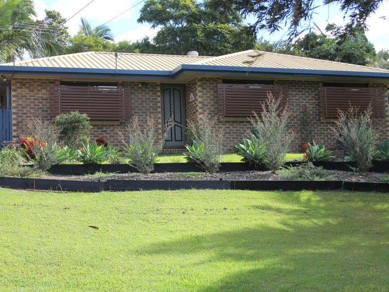 6 Pender Street, North Ipswich QLD 4305