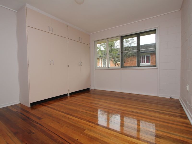 67 Toongarra Rd, Leichhardt QLD 4305