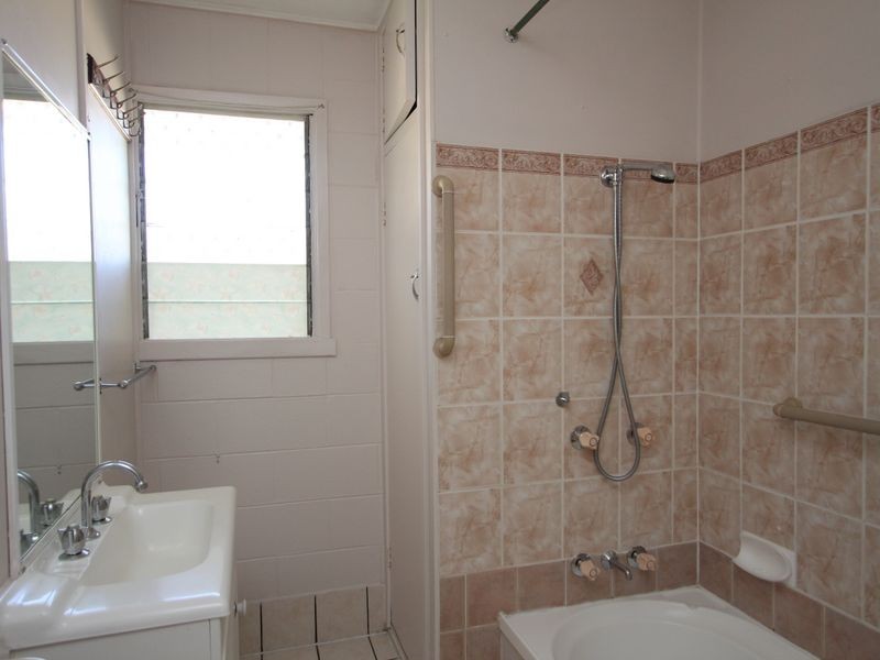 67 Toongarra Rd, Leichhardt QLD 4305