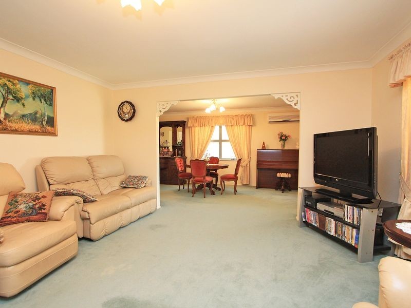 188 Pine Mountain Road, Brassall QLD 4305