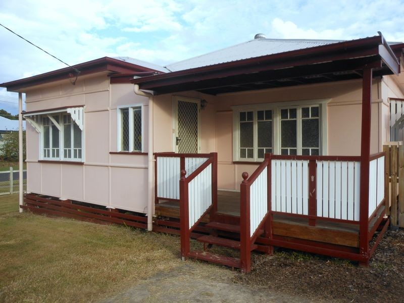 17 Jacaranda Street, East Ipswich QLD 4305