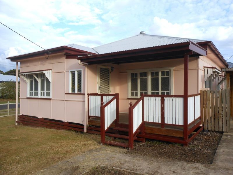 17 Jacaranda Street, East Ipswich QLD 4305