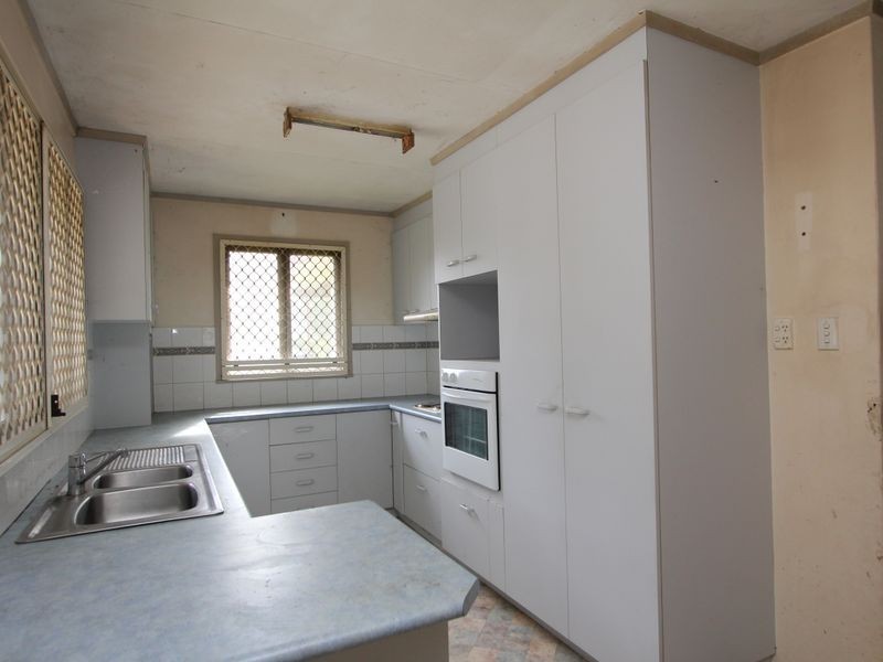 19 Petaine Street, Raceview QLD 4305