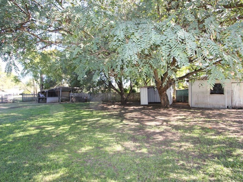 19 Petaine Street, Raceview QLD 4305