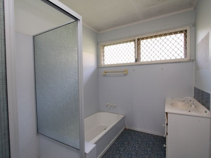 19 Petaine Street, Raceview QLD 4305