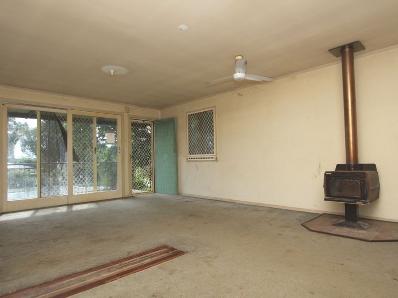 19 Petaine Street, Raceview QLD 4305