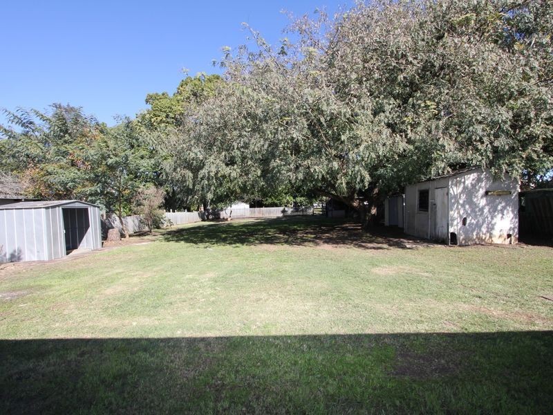 19 Petaine Street, Raceview QLD 4305