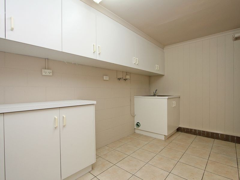 9 Ware Street, North Ipswich QLD 4305