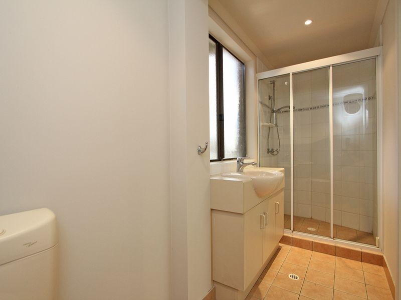 9 Ware Street, North Ipswich QLD 4305