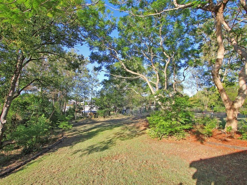 9 Ware Street, North Ipswich QLD 4305