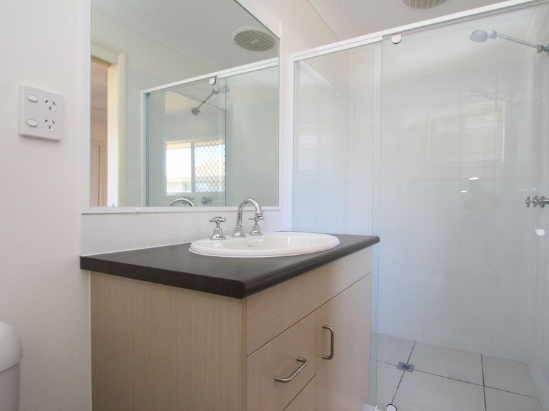 30 Nixon Drive, North Booval QLD 4304