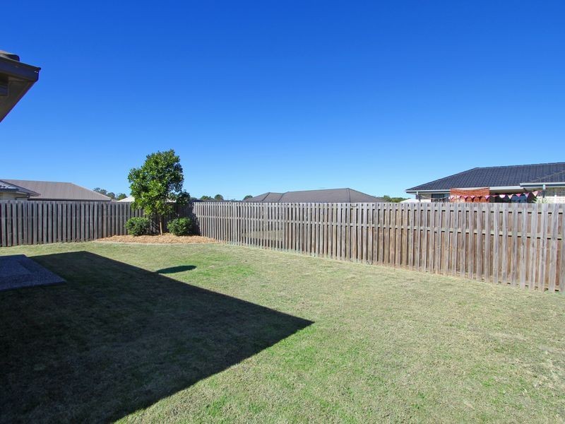 30 Nixon Drive, North Booval QLD 4304