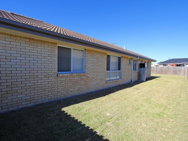 30 Nixon Drive, North Booval QLD 4304