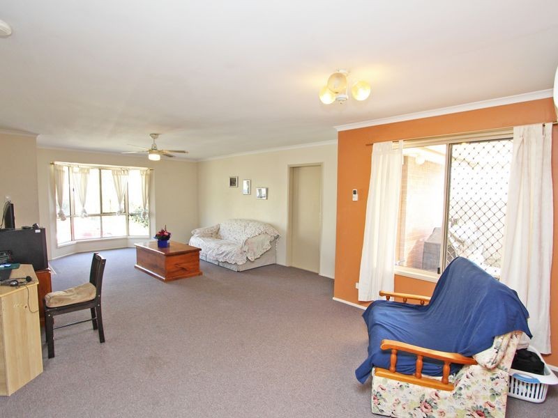 4 Currawong Street, Bundamba QLD 4304