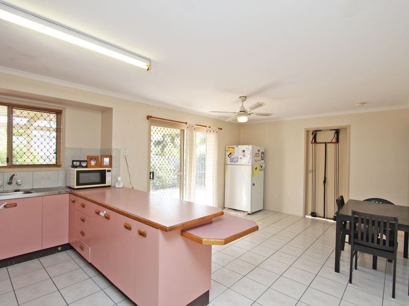 4 Currawong Street, Bundamba QLD 4304