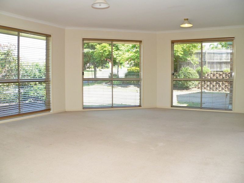 13 Calverton Court, Brassall QLD 4305