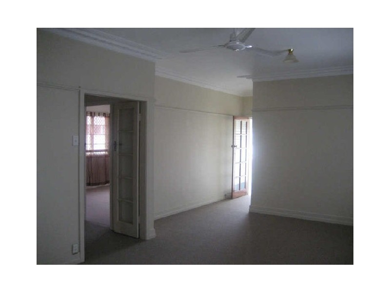 9a Park Street, Ipswich QLD 4305