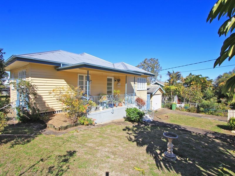 16 Jackes Street, Eastern Heights QLD 4305