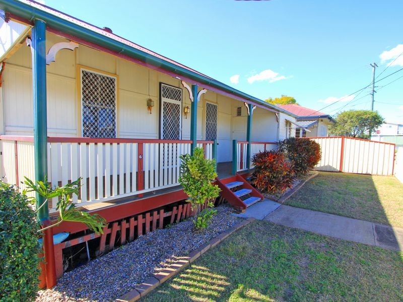 30 Wattle Street, North Booval QLD 4304