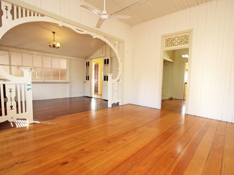 30 Wattle Street, North Booval QLD 4304