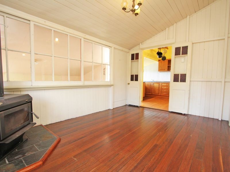 30 Wattle Street, North Booval QLD 4304