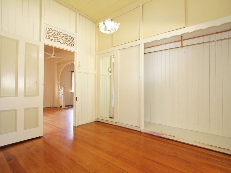 30 Wattle Street, North Booval QLD 4304