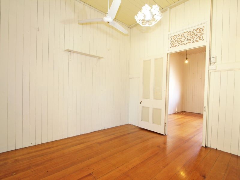 30 Wattle Street, North Booval QLD 4304
