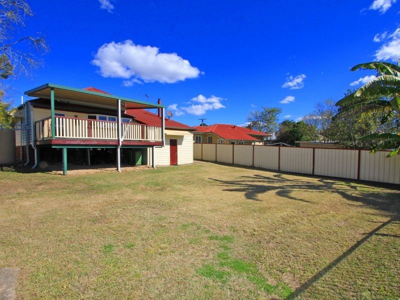 30 Wattle Street, North Booval QLD 4304