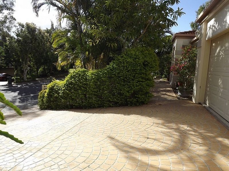 85 Avondale Road, Sinnamon Park QLD 4073