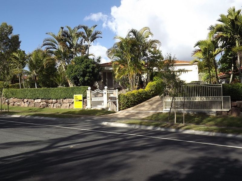 85 Avondale Road, Sinnamon Park QLD 4073