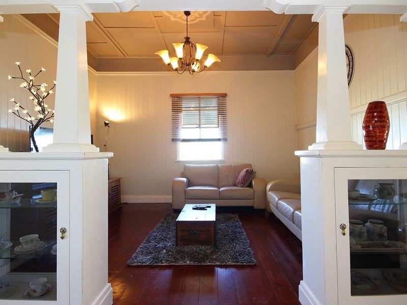 43 Pine Mountain Road, North Ipswich QLD 4305