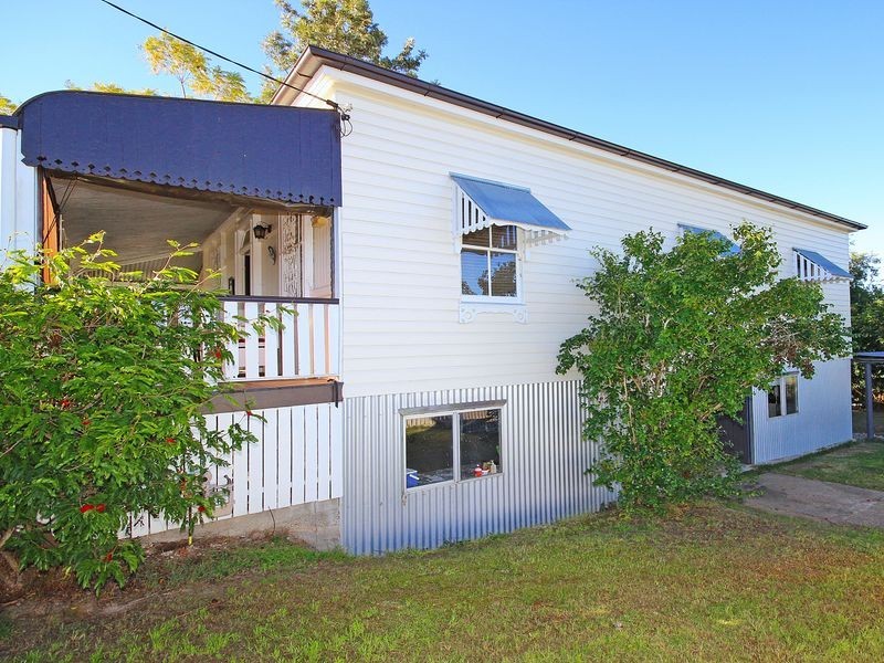 43 Pine Mountain Road, North Ipswich QLD 4305