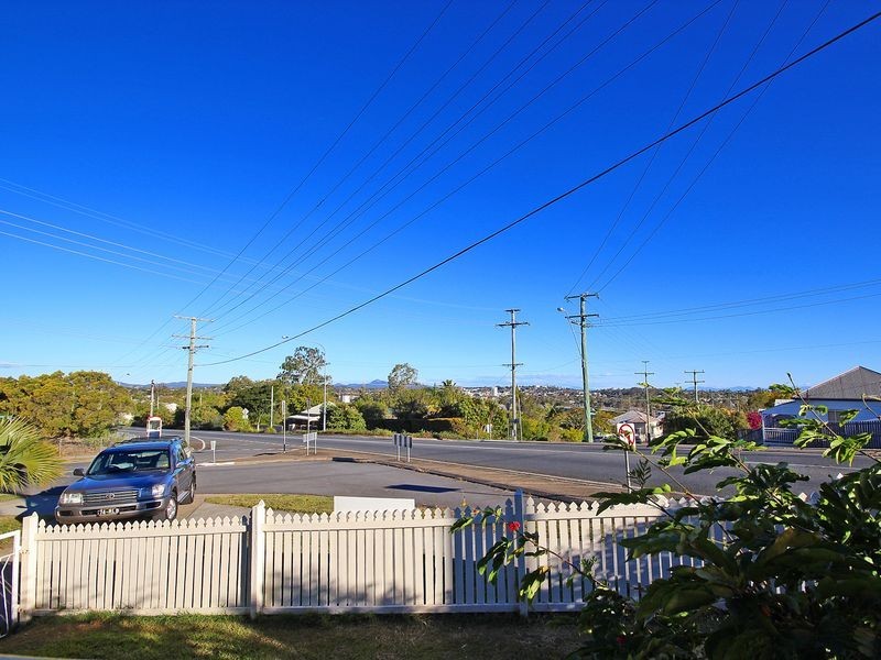 43 Pine Mountain Road, North Ipswich QLD 4305