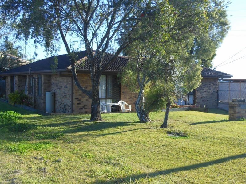 27 Burgoyne Street, Bundamba QLD 4304