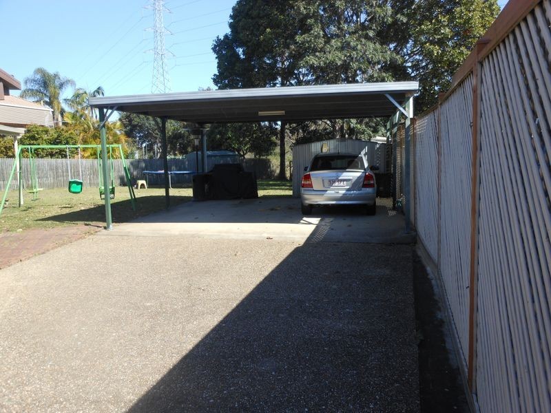 27 Burgoyne Street, Bundamba QLD 4304