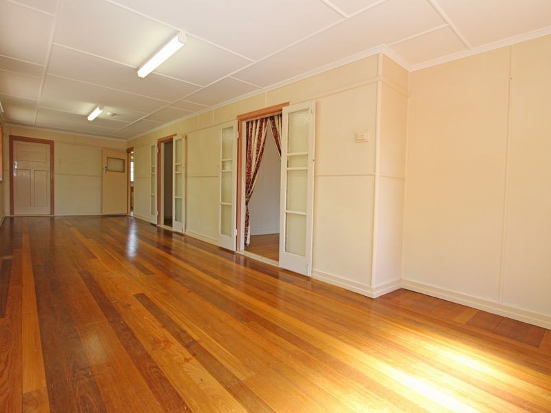 256 Blackwall Road, Chuwar QLD 4306