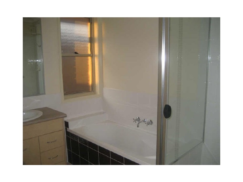 1 Sophie Court, Raceview QLD 4305