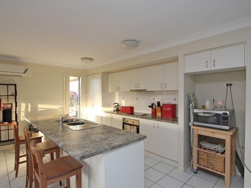 1 Jondaryan Court, Brassall QLD 4305